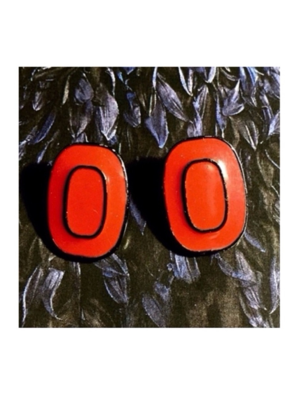 Vintage Red Enameled Stud Earrings w/Raised Piping